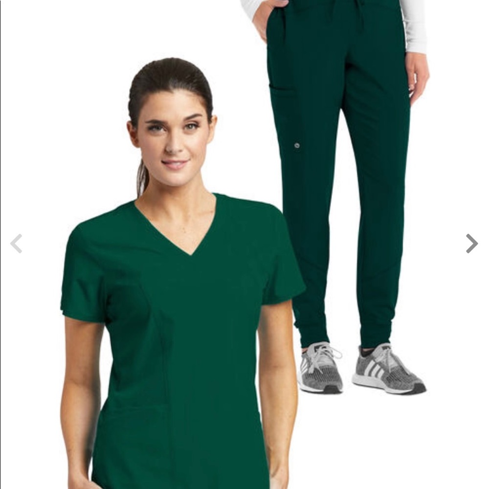 Barco One Hunter Green Jogger Scrubs Set